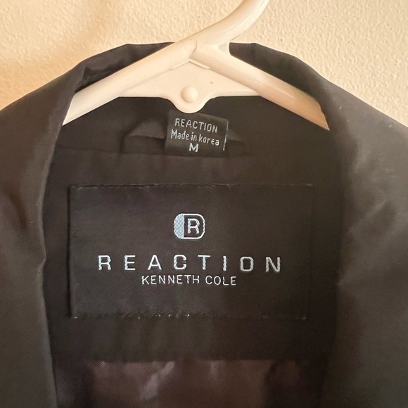 Men’s- Windbreaker - Picture 4 of 4